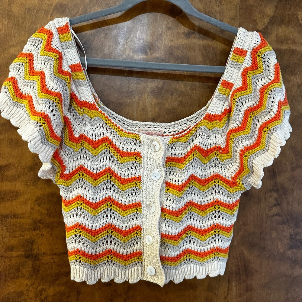 Love Collette Ruffled Knit Top - Picture 1 of 3